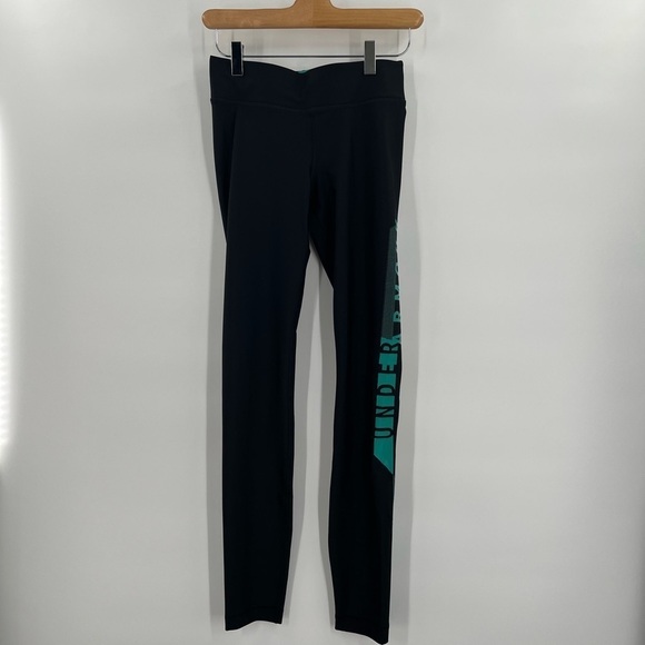 Under Armour Compression Heat Gear Ladies Small - Picture 1 of 4